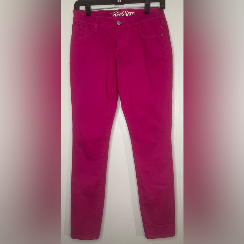 Old Navy “The Rocky Star” Women’s Raspberry Leggings – Size 4